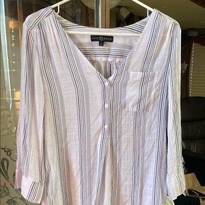 Fred David White Relaxed Size Small Buttoned 3/4 Sleeve Rayon Blouse